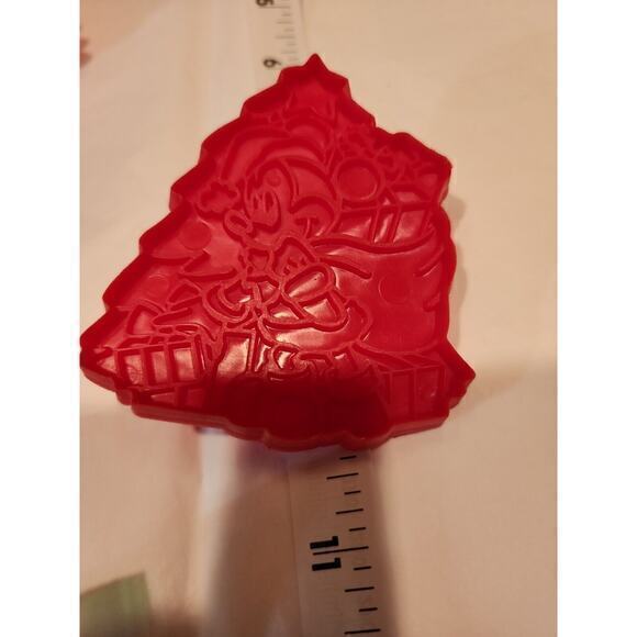 VTG Disney Mickey Mouse Santa Christmas Tree Cookie‎ Cutter Mold Red Plastic A1 - Picture 3 of 4